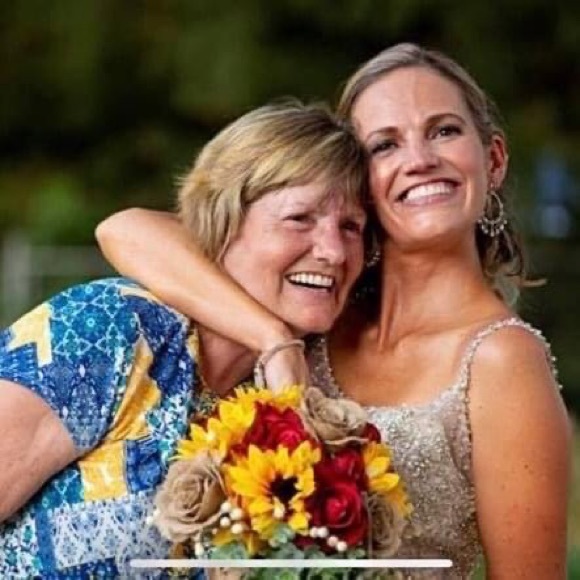 Meet your Posher, Bonnie - Picture 5 of 10